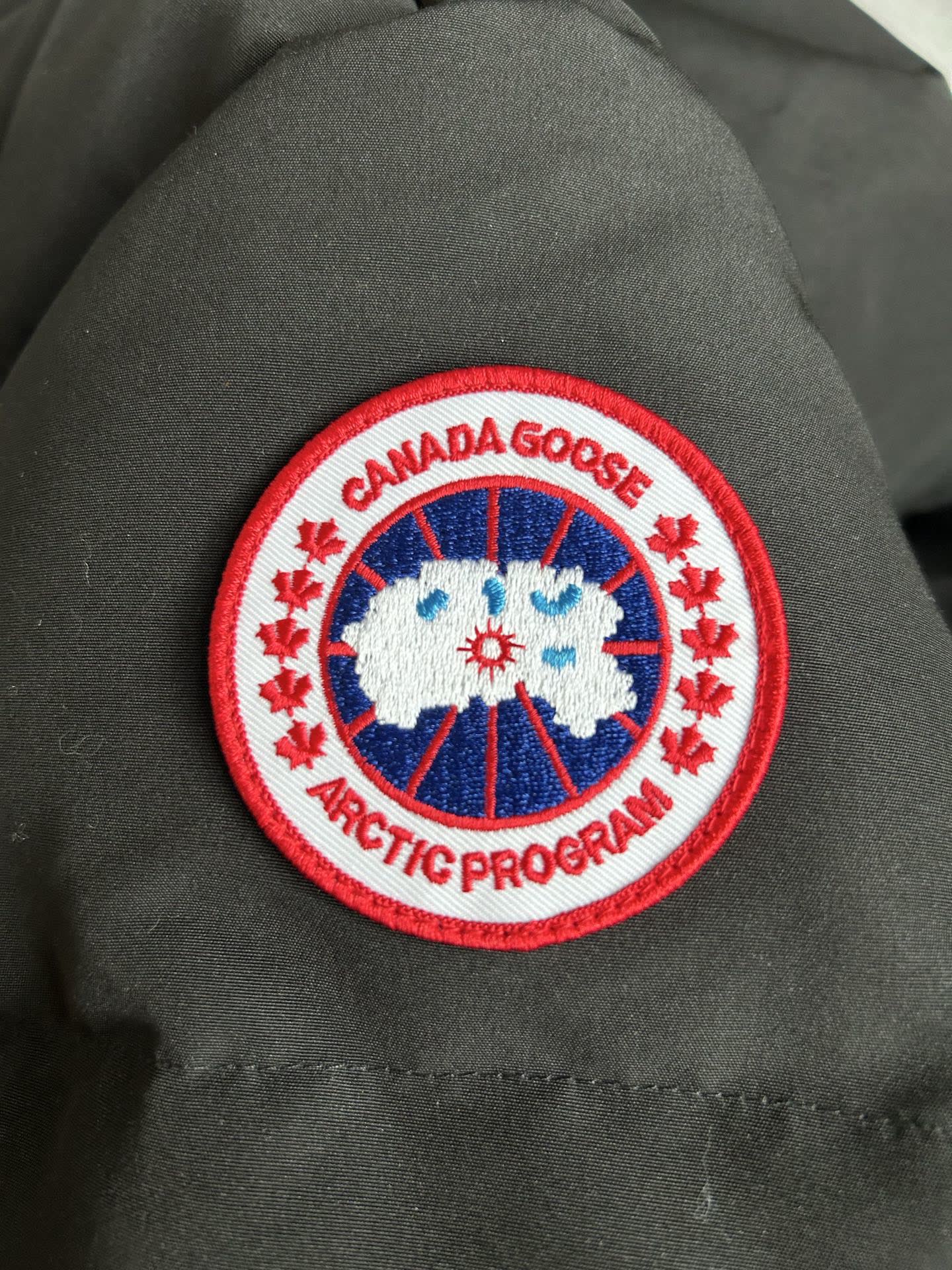 Canada Goose Bayview Parka-3833M Canada Goose Bayview Parka-3833M